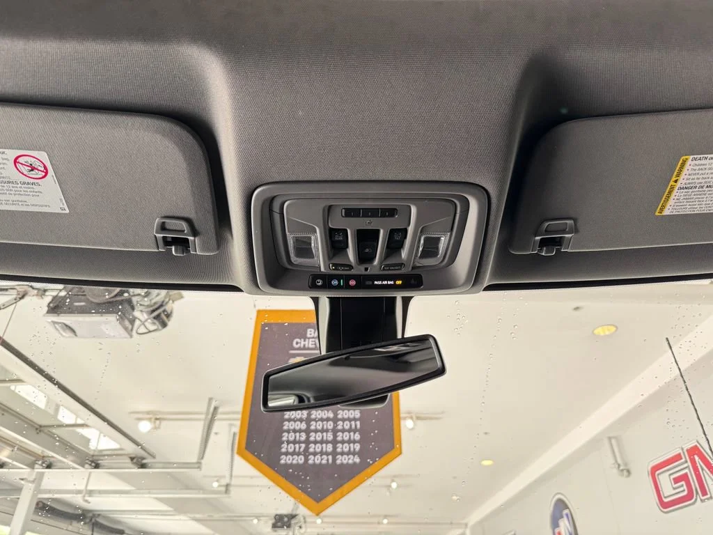 Used 2022 Ebony Twilight Metallic GMC Denali image 29