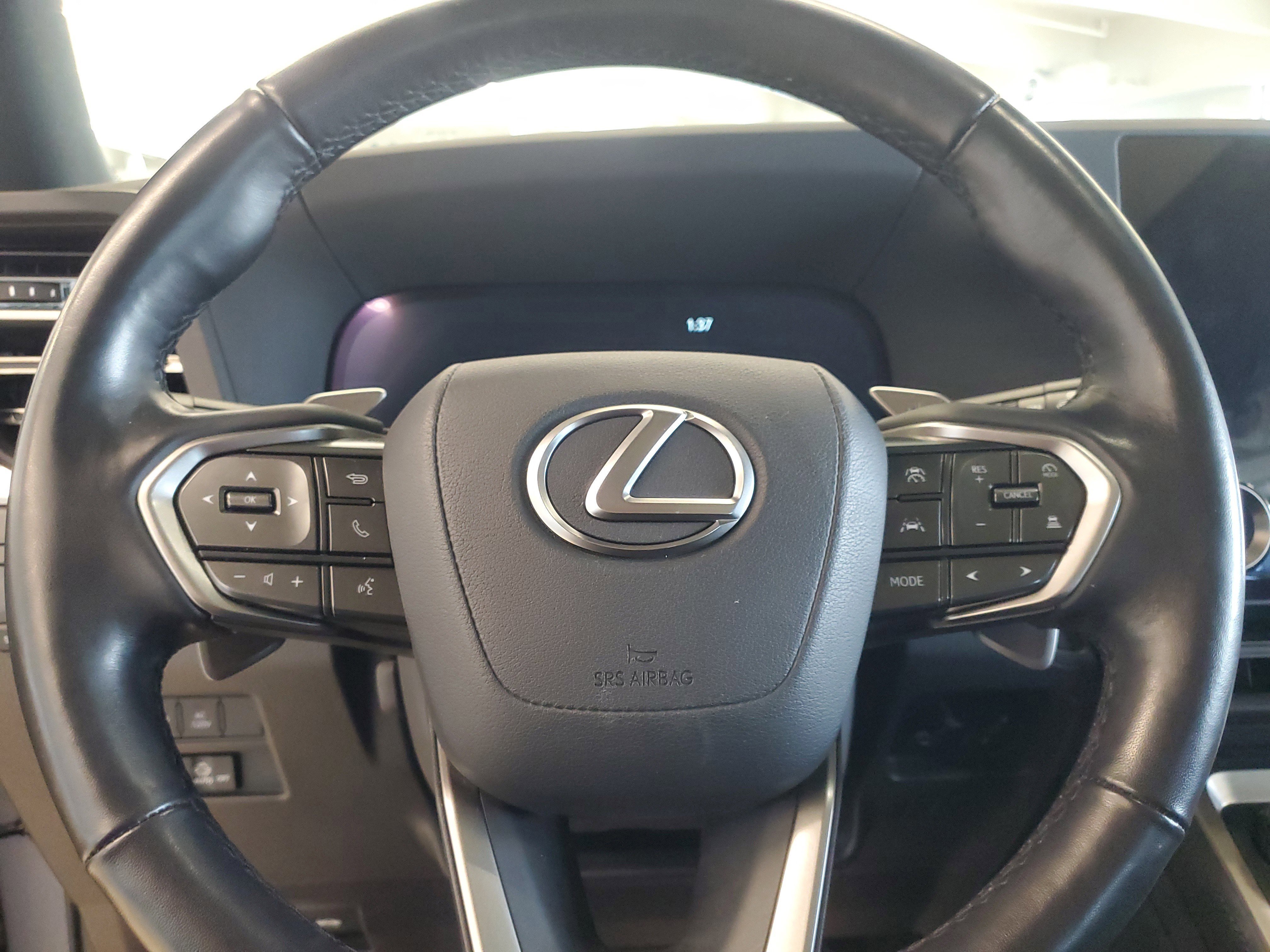 Used 2024 Gray Pearl Lexus GX 550 Luxury image 23