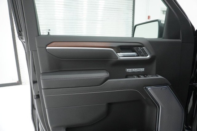 2026 GMC Sierra 1500 Denali - Photo 18