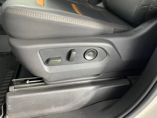 2026 GMC Sierra 2500HD AT4 - Photo 18