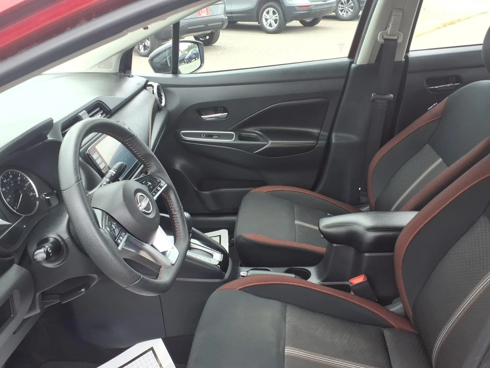 Used 2024 Scarlet Nissan 1.6 SR image 13