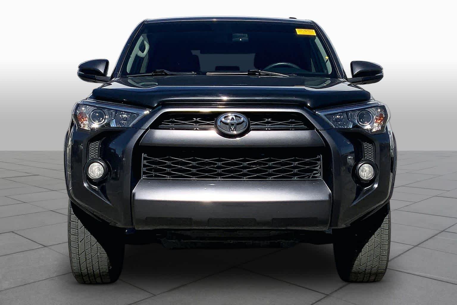 Used 2019 Magnetic Gray Metallic Toyota SR5 Premium image 4