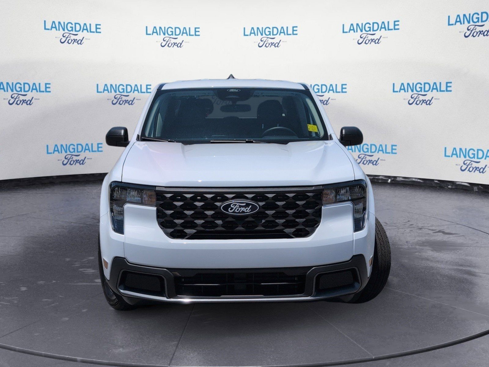 New 2026 Oxford White Ford XLT image 12
