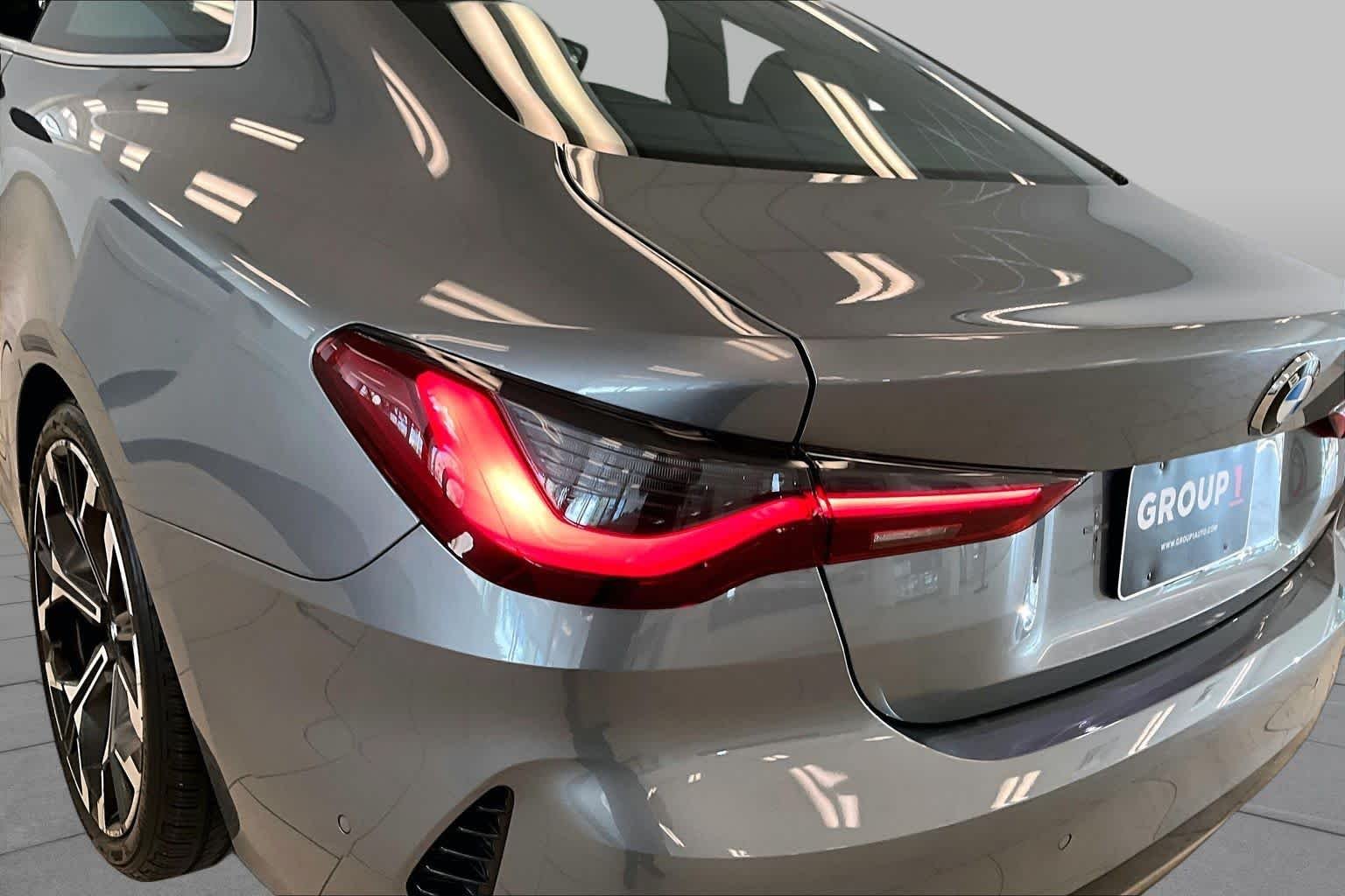2025 BMW 4 Series 24