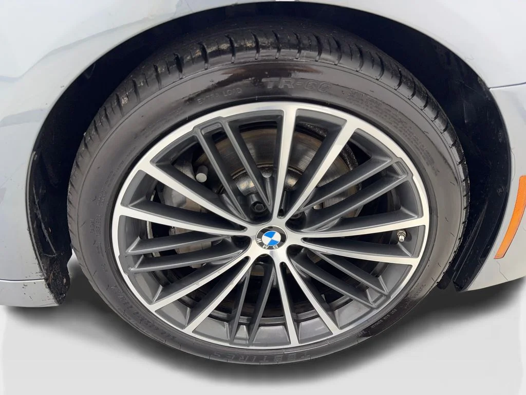 Used 2022 Blue BMW 530i xDrive image 85