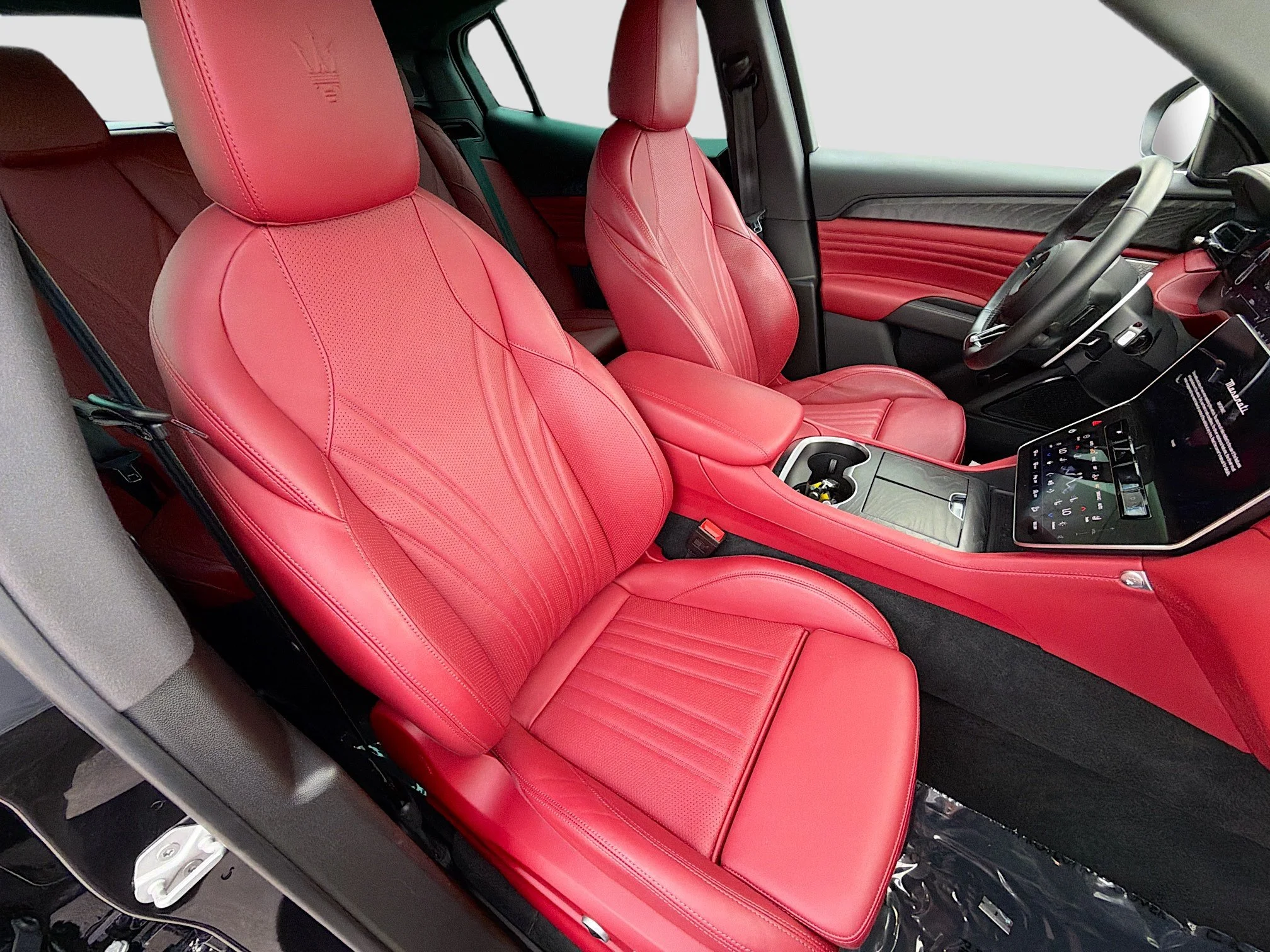 Used 2023 Black Maserati Modena image 14