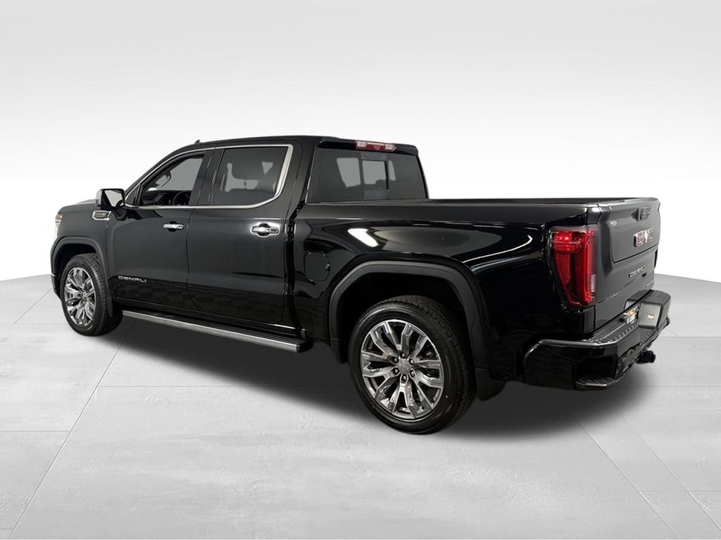 Used 2024 Onyx Black GMC Denali image 9