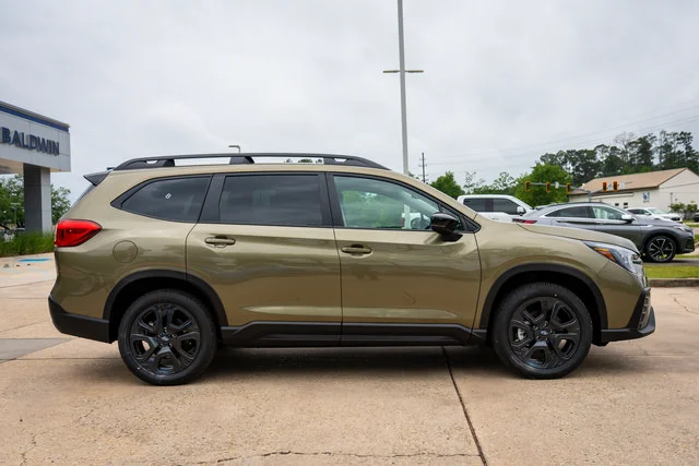 New 2026 Autumn Green Metallic Subaru Onyx Edition Touring image 19