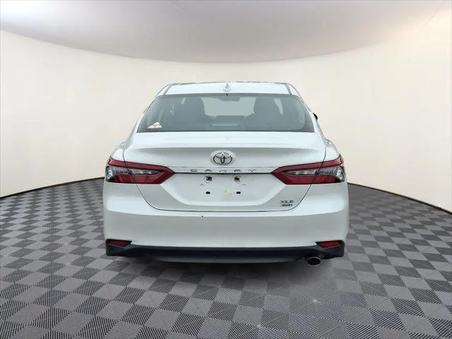 2024 Toyota Camry XLE - Photo 7