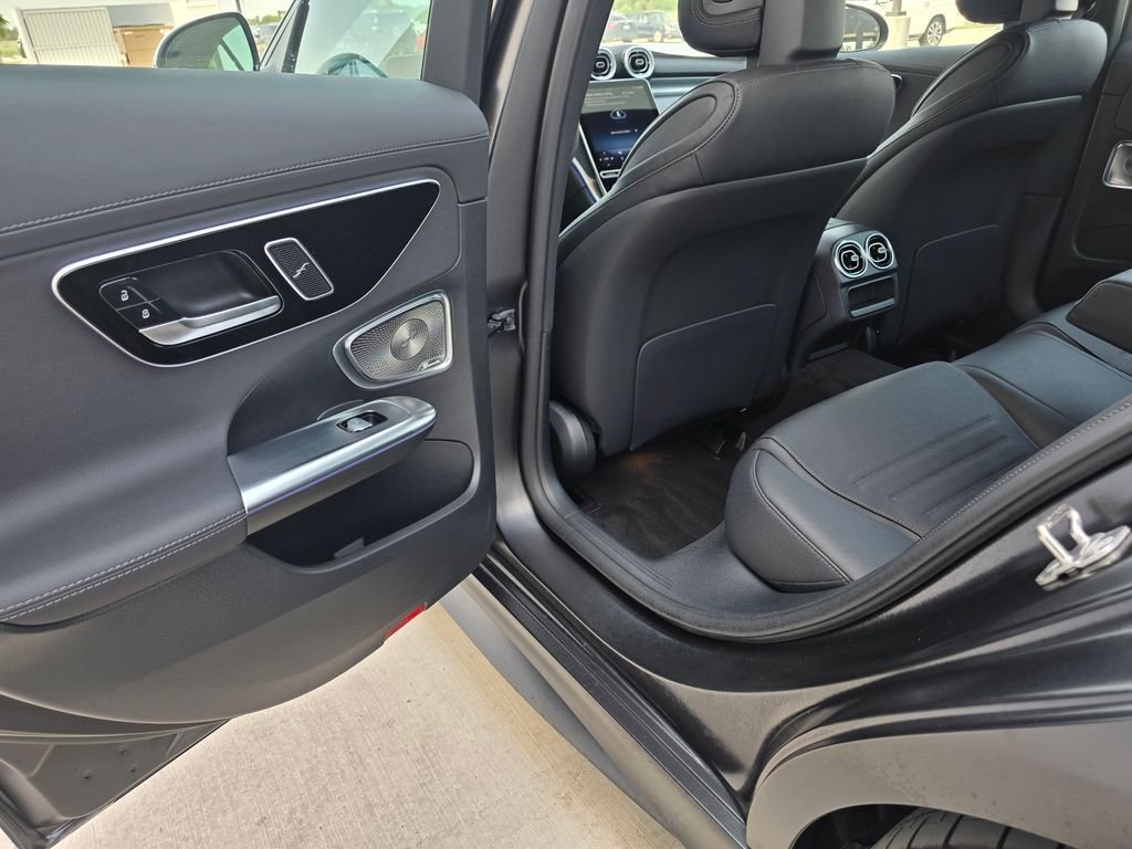 New 2026 MANUFAKTUR exclusive graphite grey magno Mercedes-Benz C 300 image 12