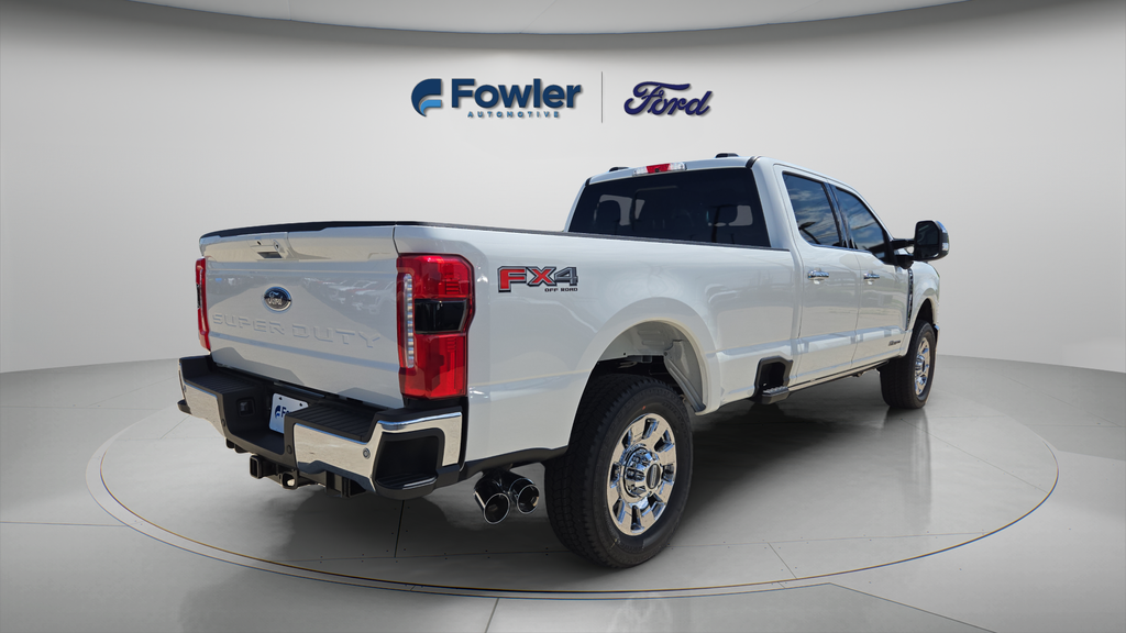 New 2026 Star White Metallic Tri-Coat Ford F-350® Lariat® image 7