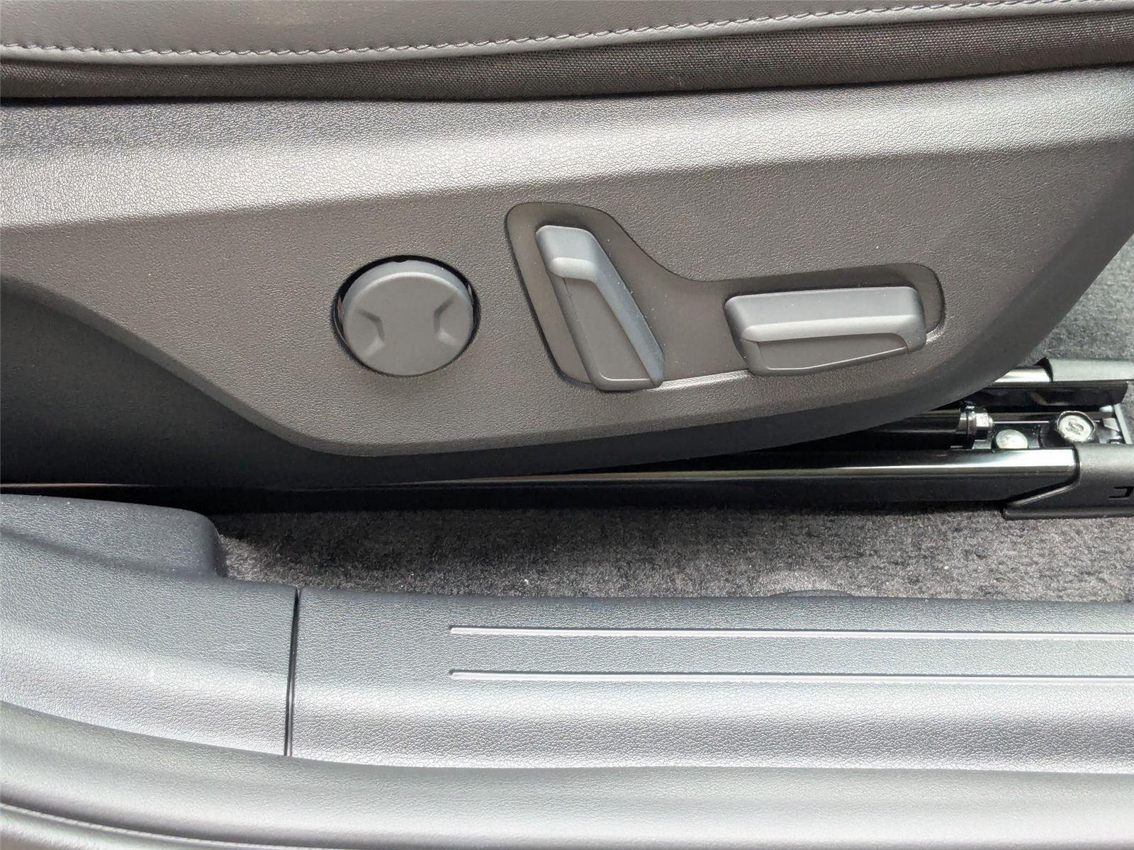 2025 Kia EV6 Wind - Photo 37