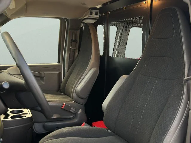 Used 2024 White Chevrolet Work Van image 16