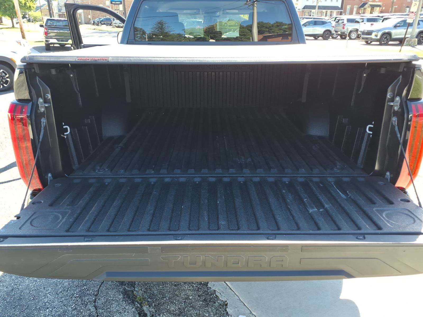 2024 Toyota Tundra SR5 - Photo 18