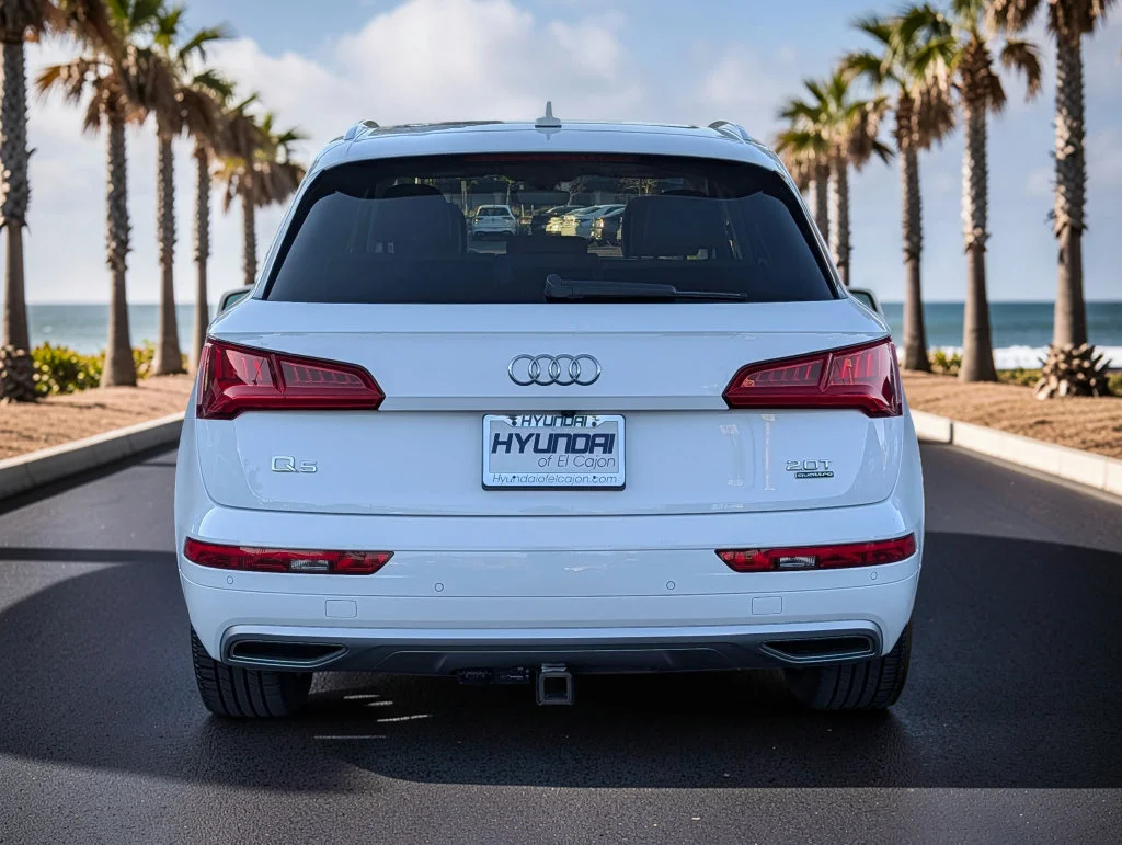 Used 2018 White Audi 2.0T image 6