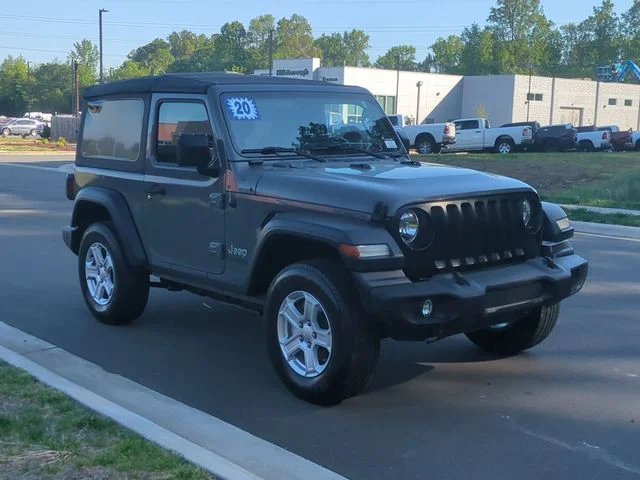 Used 2020 Gray Jeep Sport S image 15