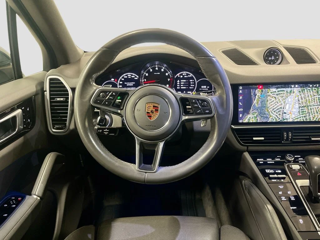 Used 2019 Biscay Blue Metallic Porsche  image 22