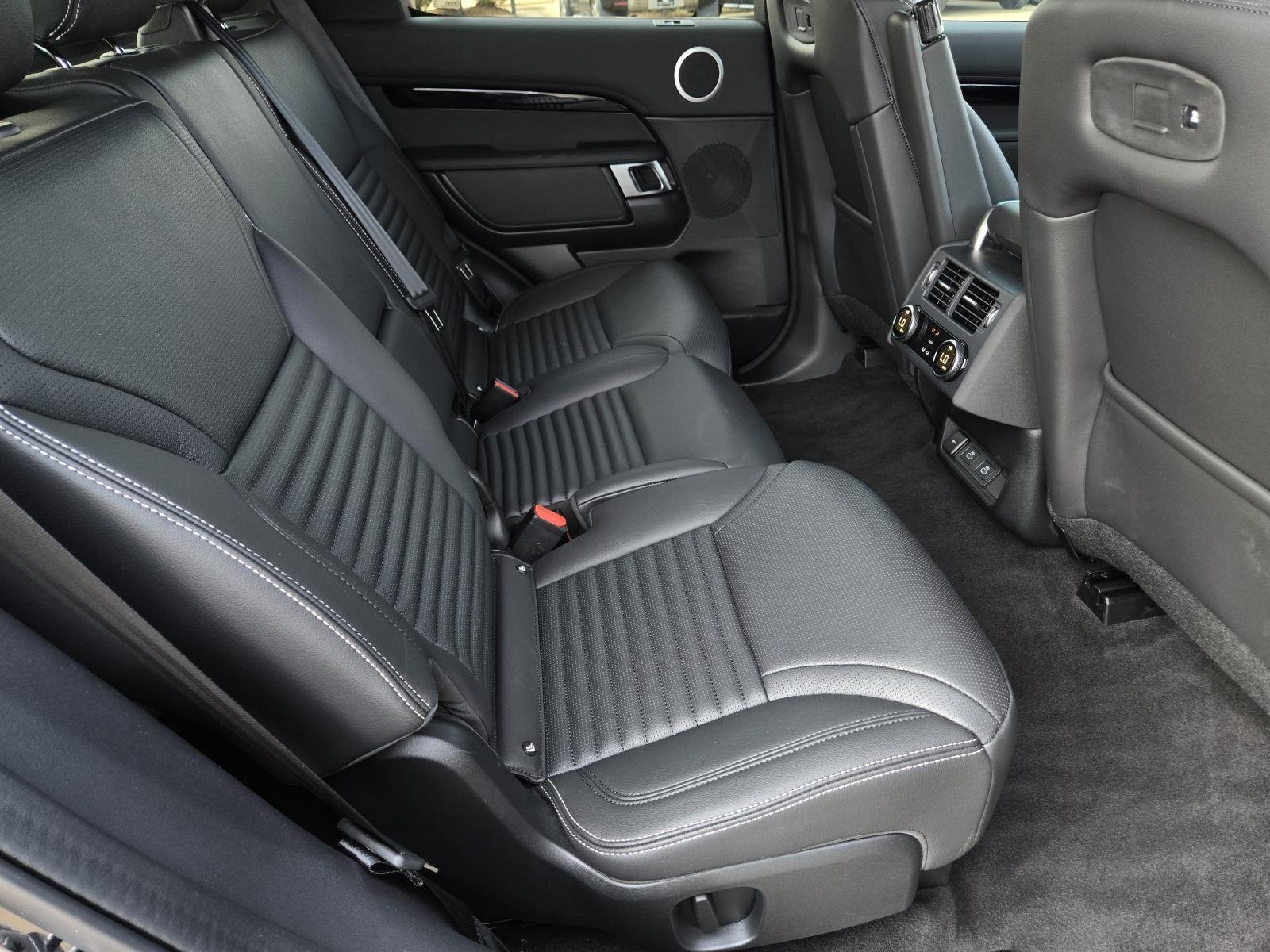 Used 2025 Santorini Black Metallic Land Rover S image 27