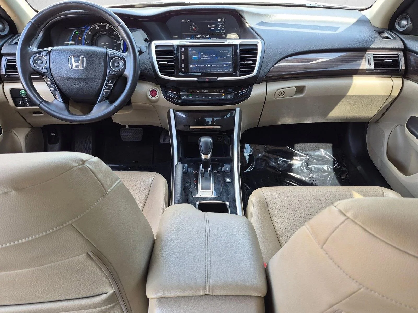 Used 2017 Silver/Gray Honda EX-L image 15