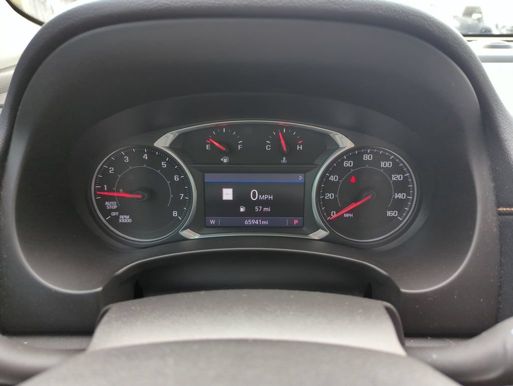 Used 2022 Desert Sand Metallic GMC AT4 image 39