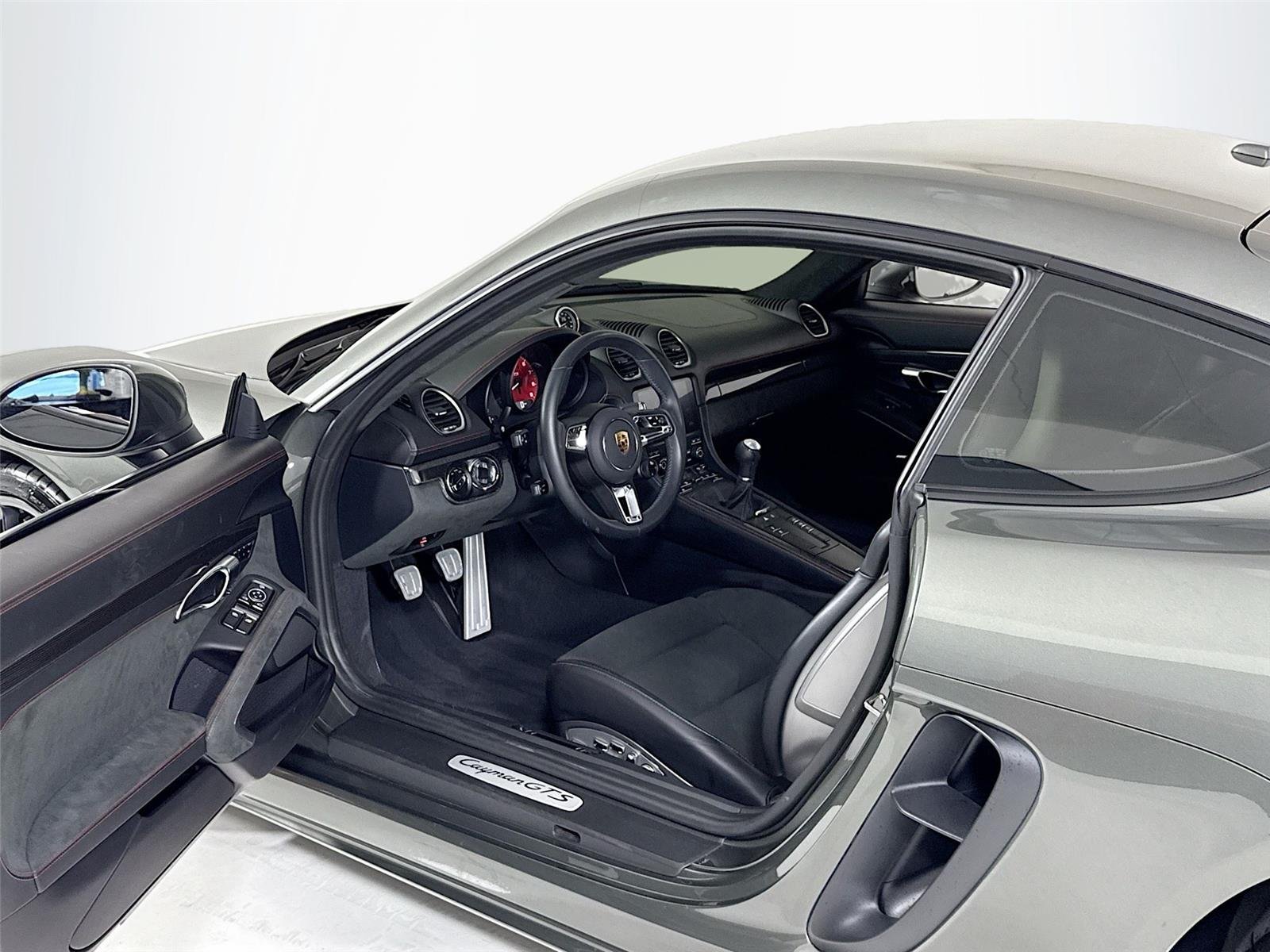 Used 2024 Aventurine Green Metallic Porsche GTS 4.0 | 18 way Seats | PDLS Lights | Premium Pkg image 12