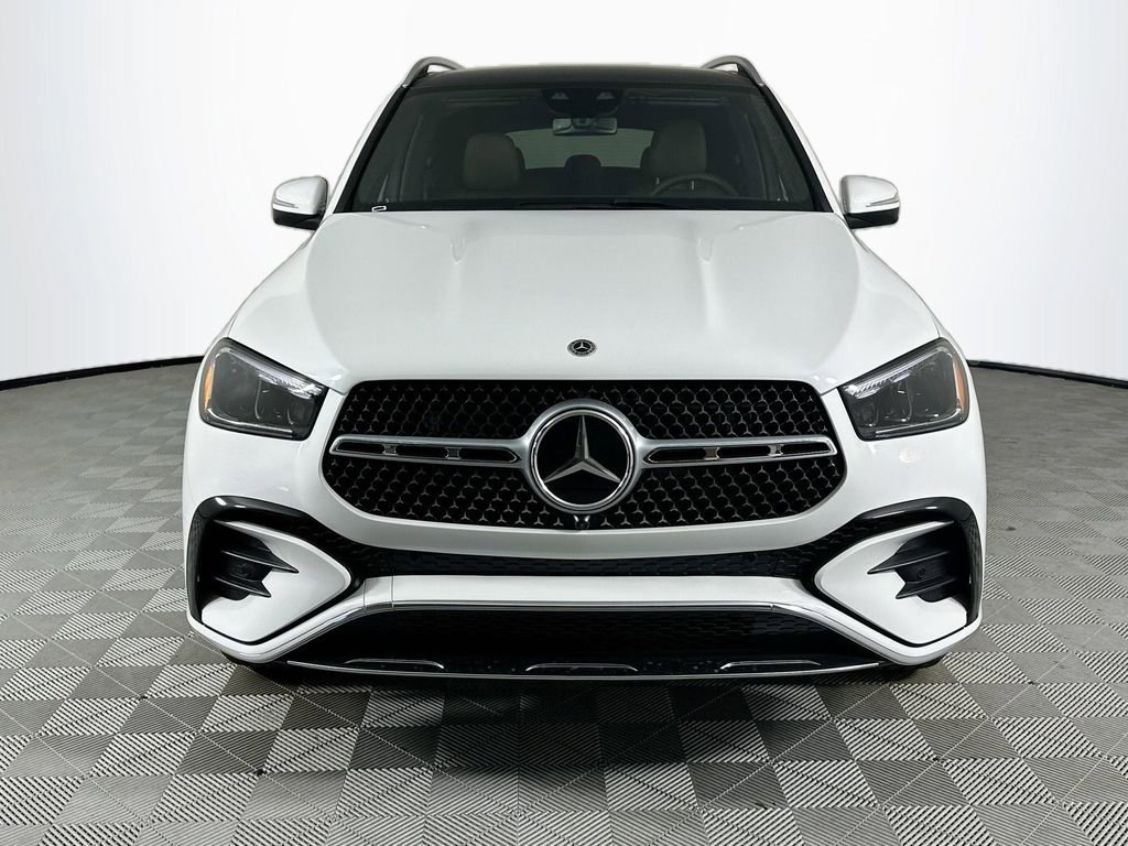 New 2026 MANUFAKTUR Moonlight White Metallic Mercedes-Benz GLE 450 image 36