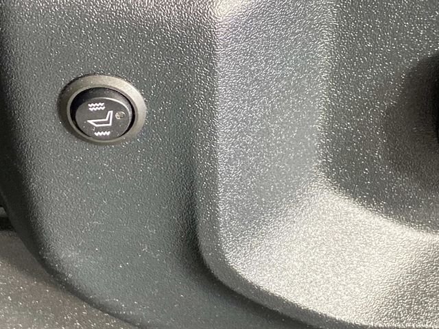 Used 2020 Black Ford XLT image 15