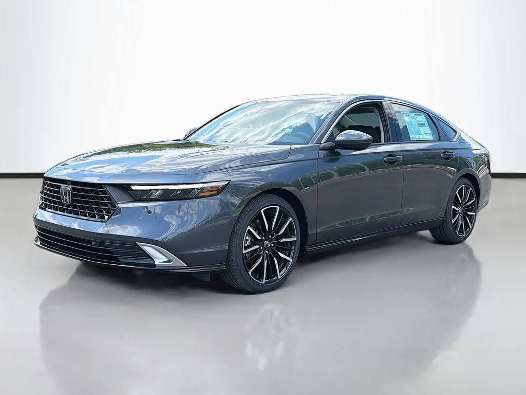 New 2026 Meteorite Gray Metallic Honda Touring image 2