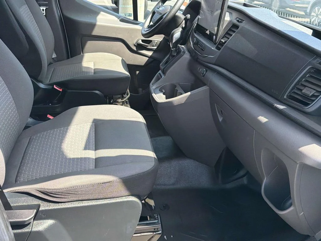 Used 2022 Oxford White Ford XLT image 33