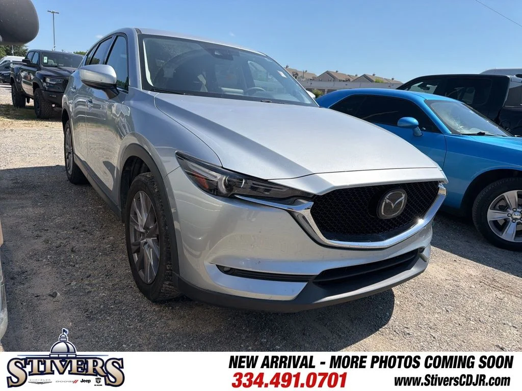 2019 Mazda CX-5 Grand Touring Auto's photo