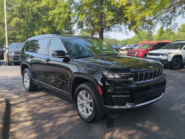 Used 2023 Black Jeep Limited image 7