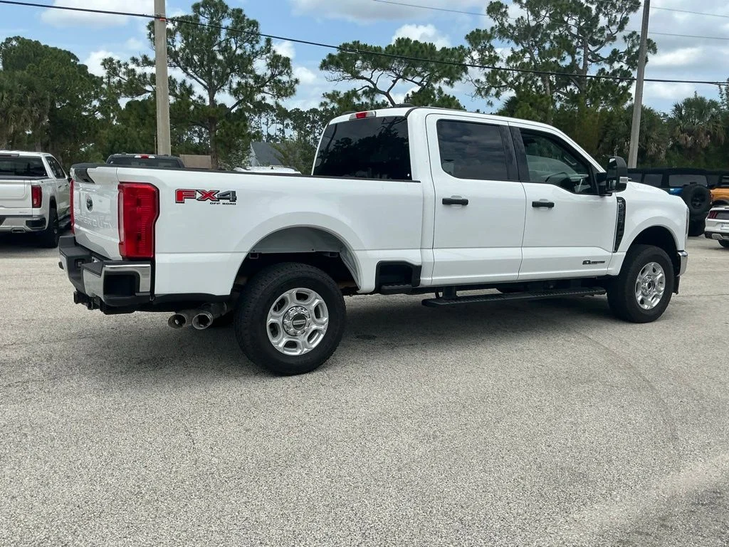 Used 2025 White Ford XLT image 16