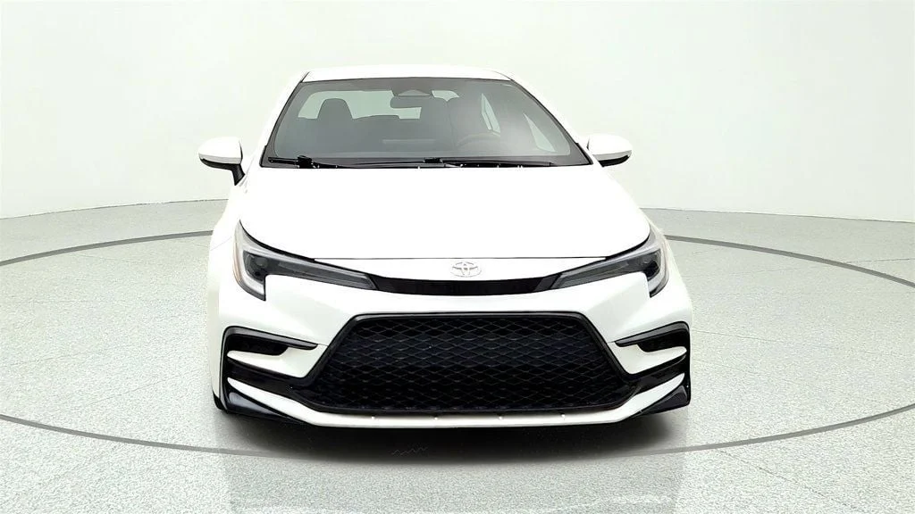 Used 2024 Wind Chill Pearl Toyota SE CVT image 2