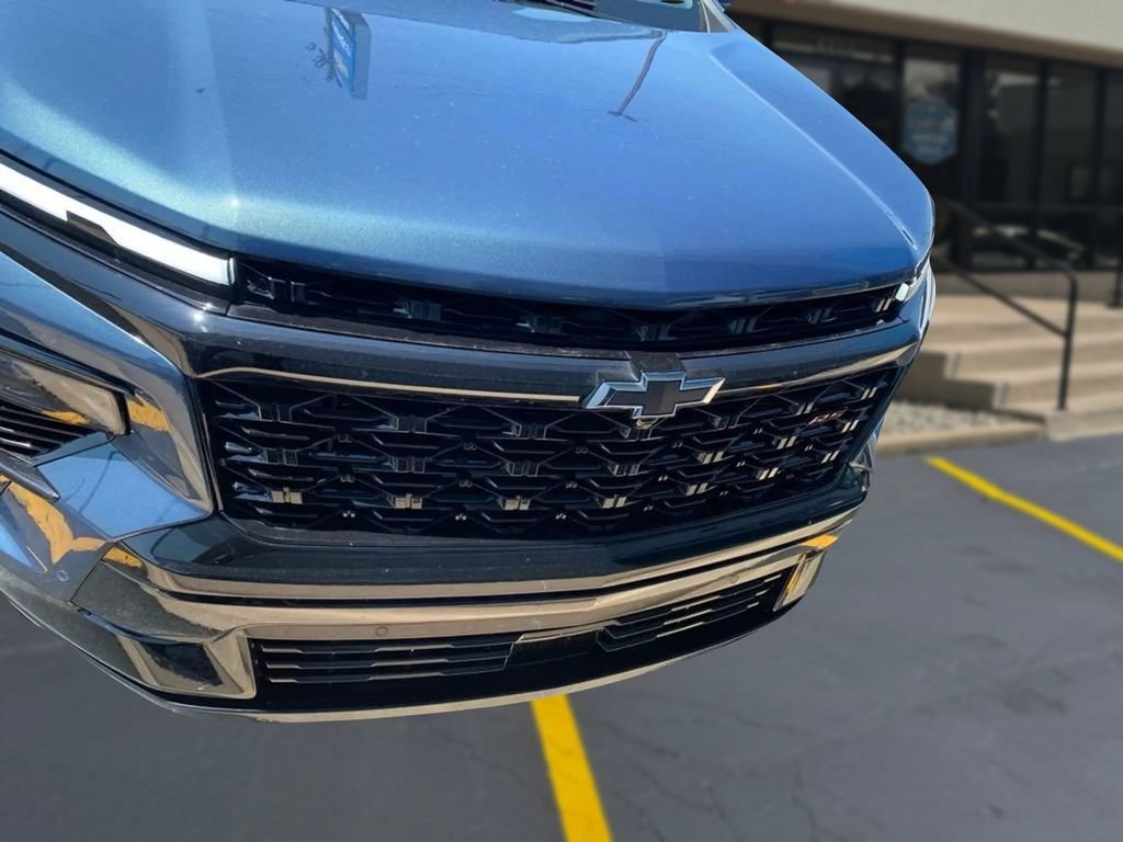 Used 2024 Lakeshore Blue Metallic Chevrolet RS image 31
