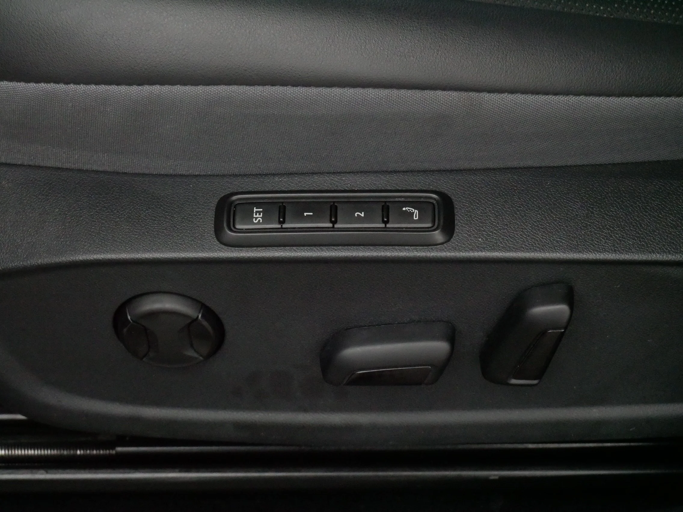Certified Used 2023 Pure Gray Volkswagen Pro S image 21
