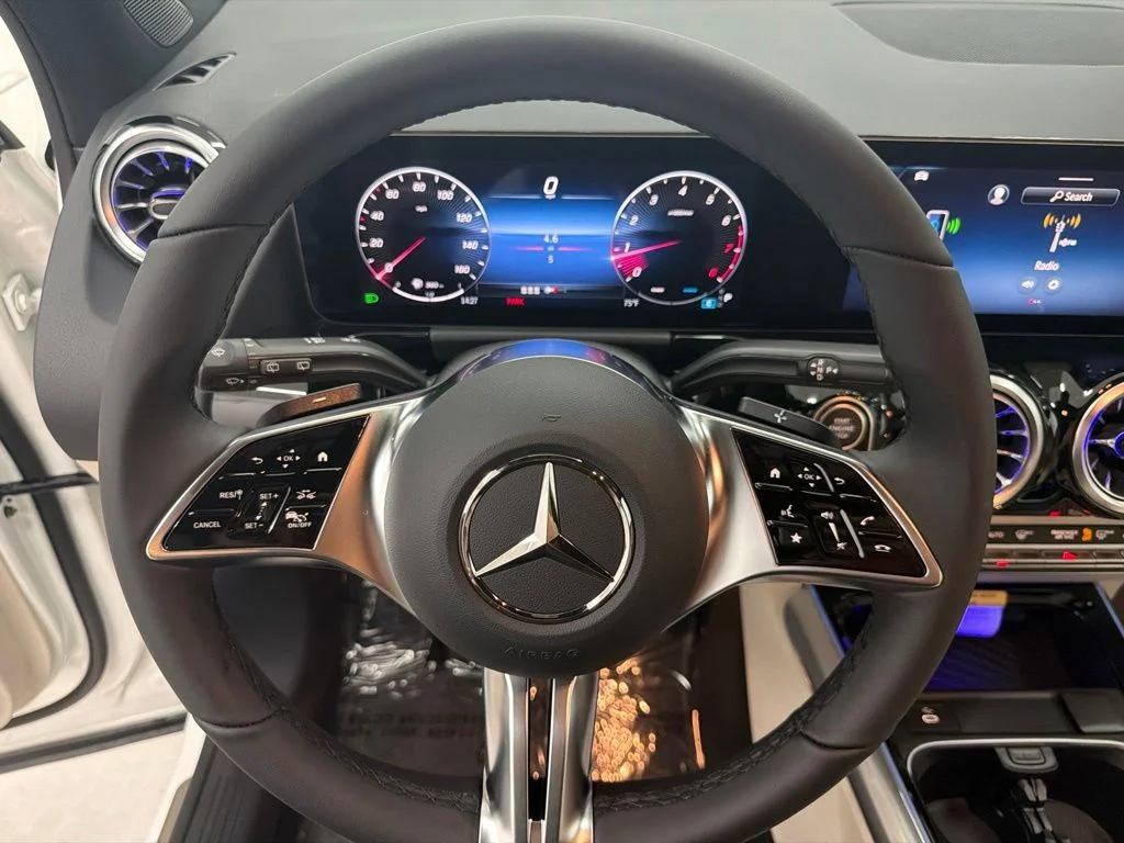 New 2026 White Mercedes-Benz GLA 250 image 15