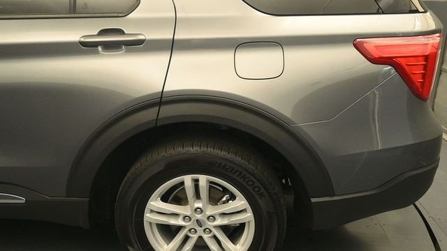 Used 2024 Gray Ford XLT image 9