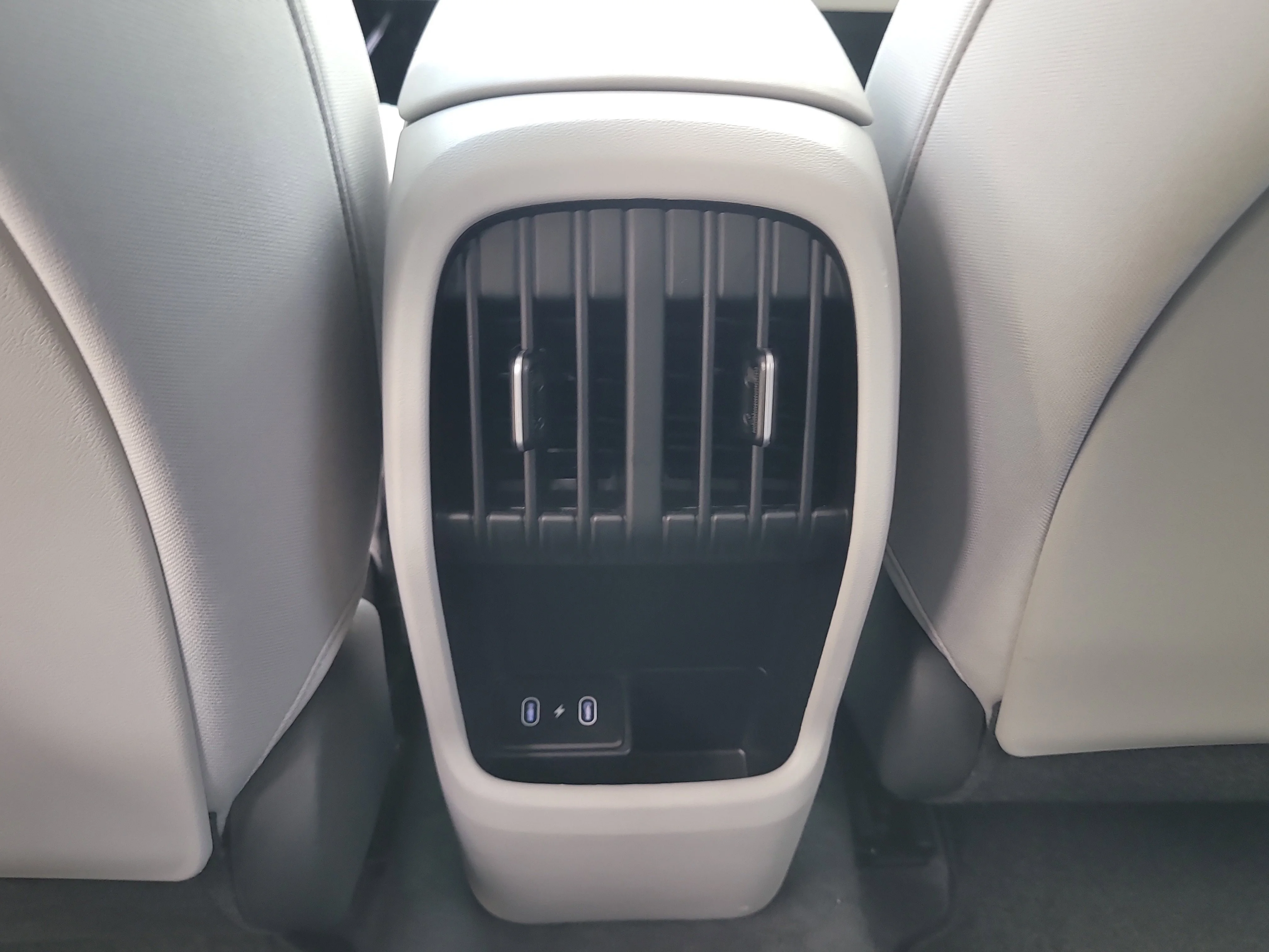 Used 2024 Denim Blue Pearl Hyundai SEL image 15