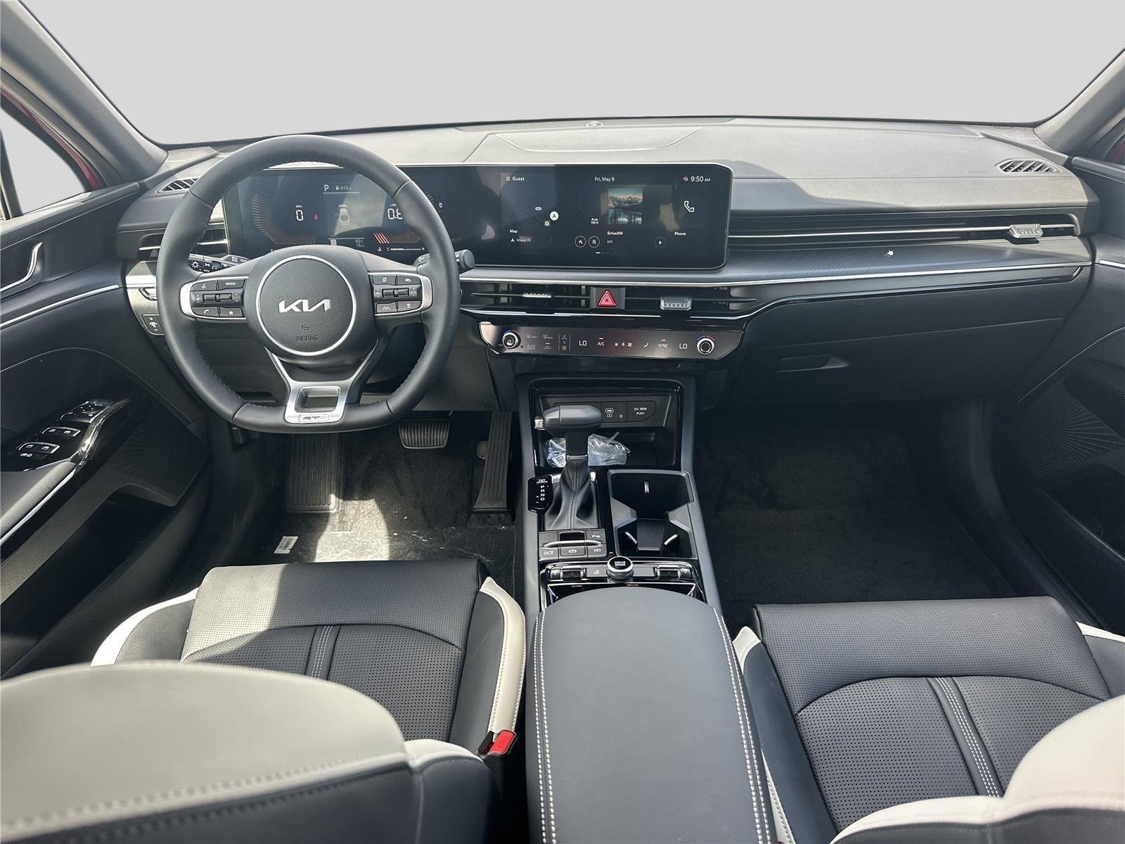 2025 Kia K5 GT-Line - Photo 17
