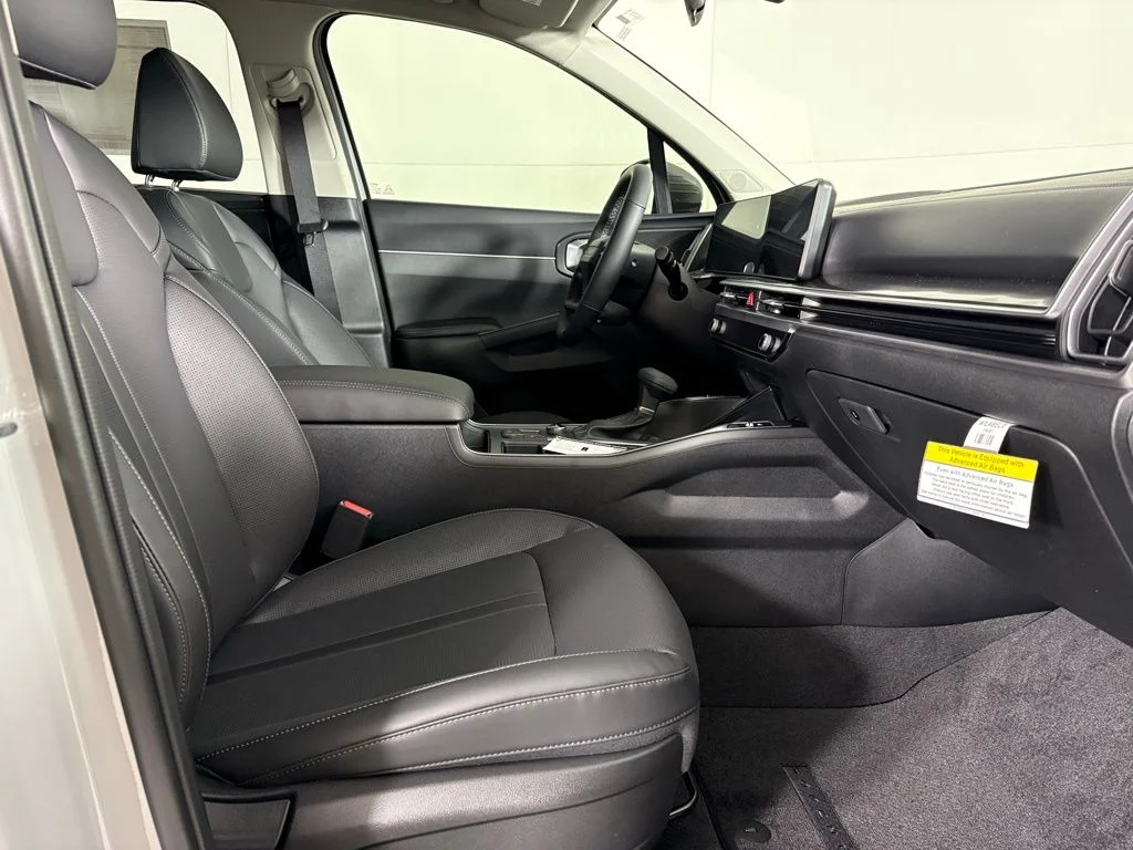 New 2026 Gray Kia S image 13
