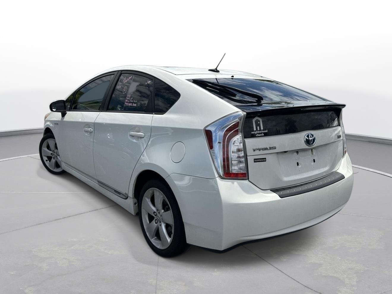 Used 2013 Blizzard Pearl Toyota Five image 8