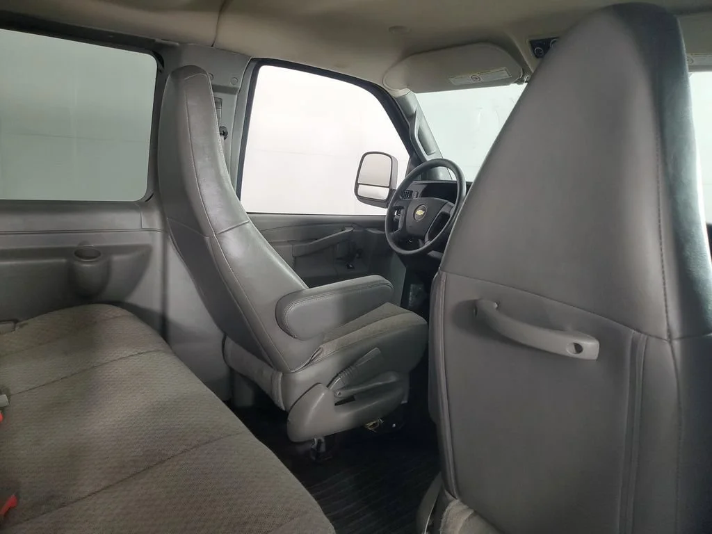Used 2023 Summit White Chevrolet 1LS image 12