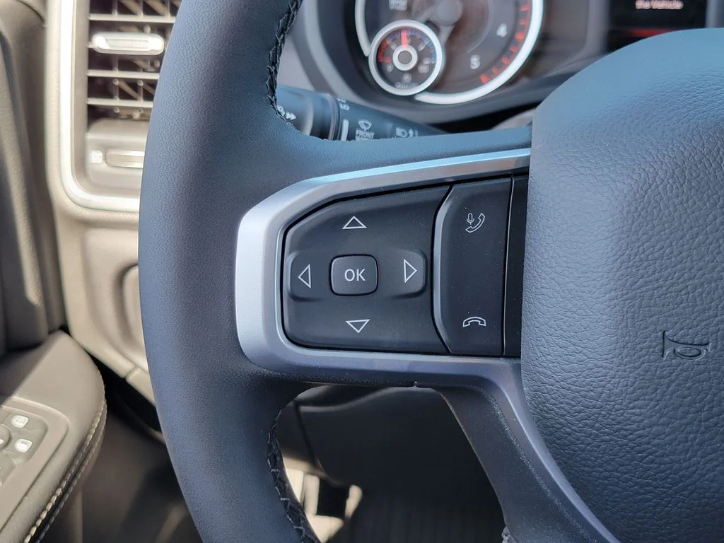2026 Ram Ram 2500 Pickup photo 4