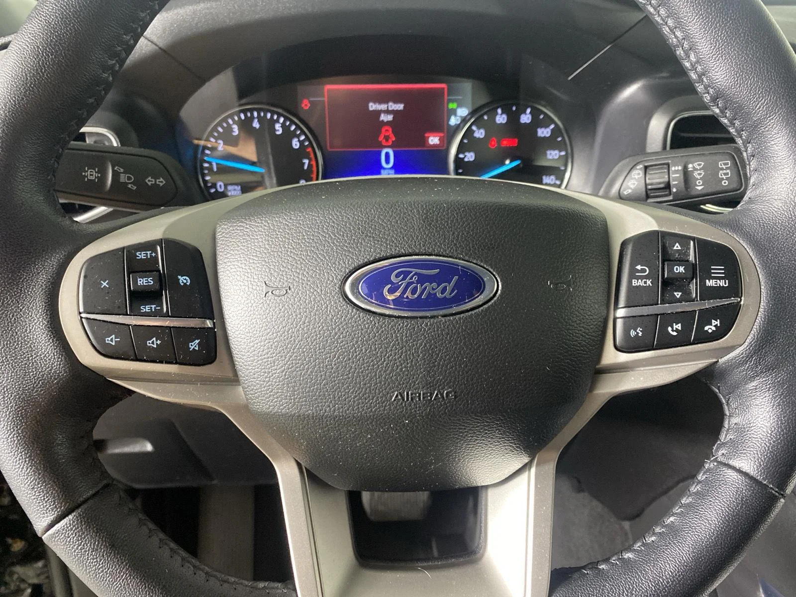 Used 2023 Agate Black Ford XLT image 24