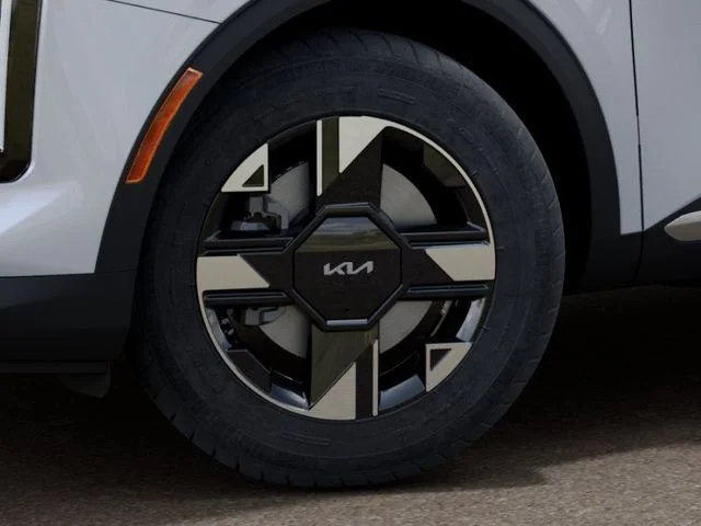New 2026 White Kia LX image 9