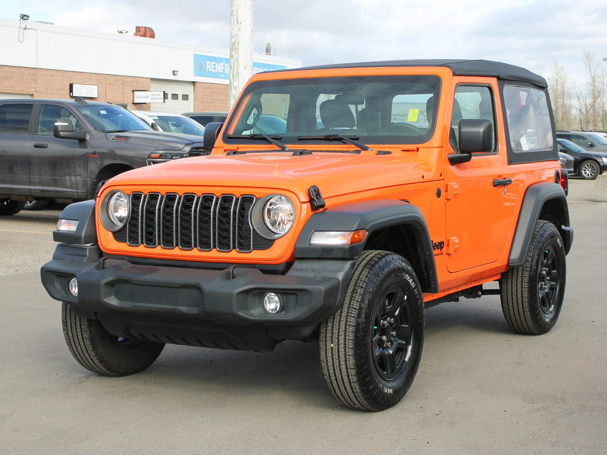 Certified Used 2025 joose Jeep Sport* 2 Door | Trailer Tow Group | Apple CarPlay | Backup Camera | Skid Plates | 12.3?inch display image 12