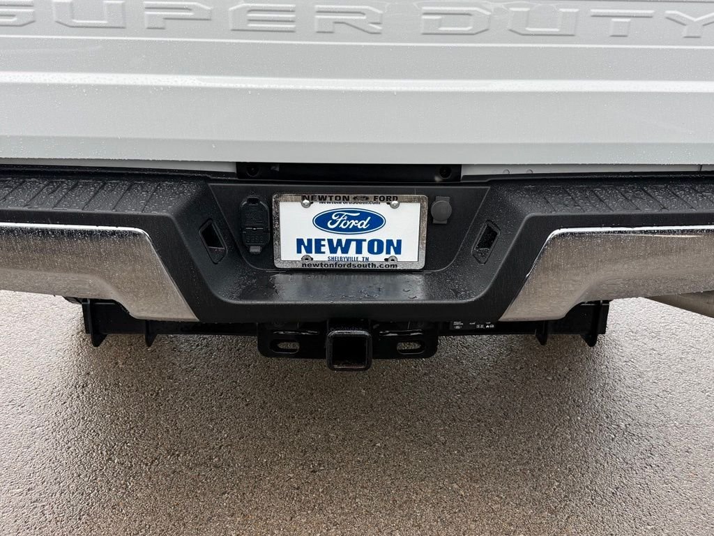 Used 2022 White Ford XL image 31
