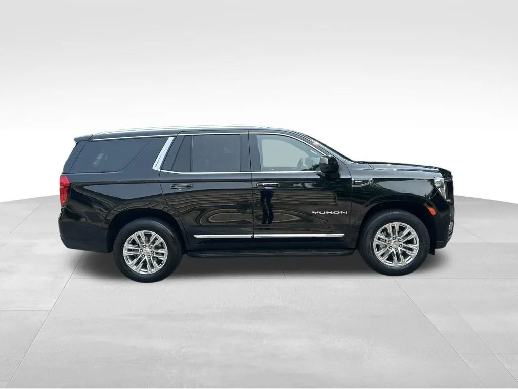 Used 2024 Black GMC SLT image 7