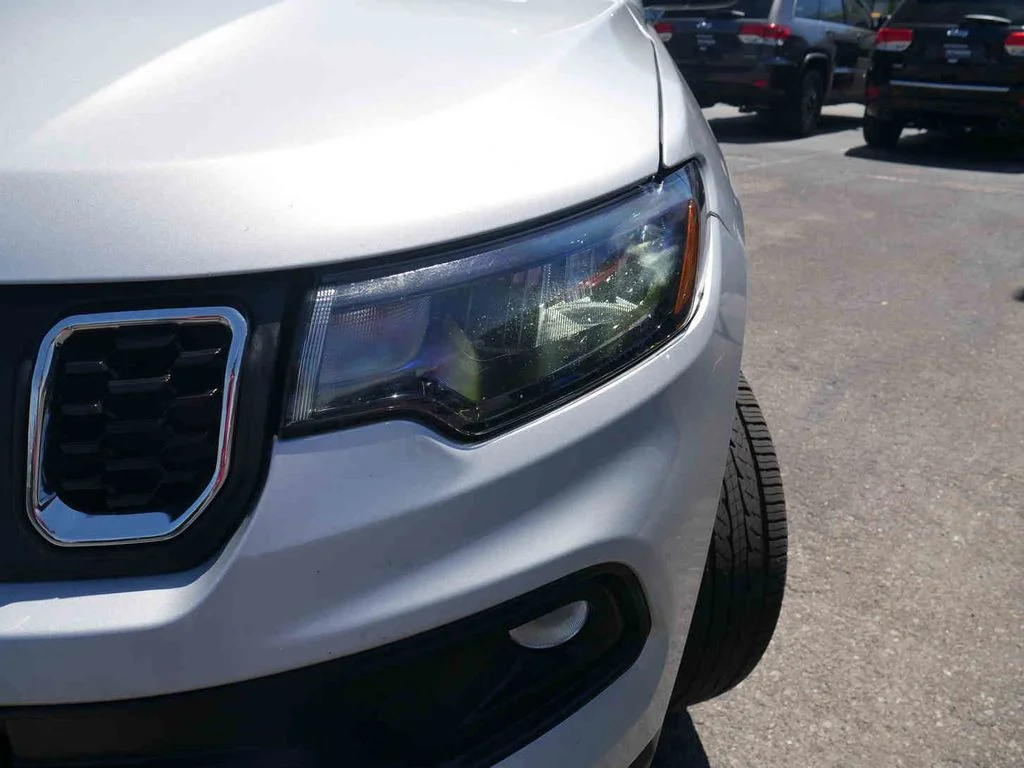 Used 2024 Silver Jeep Latitude image 21