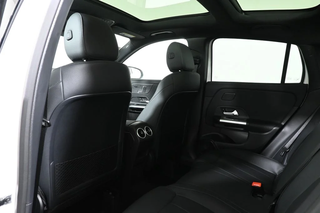 Used 2026 White Mercedes-Benz GLA 250 image 28